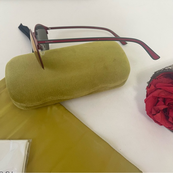 GUCCI Authentic New 52mm Round Signature Logo Sunglasses With Case, Cloth & Tag - Picture 5 of 14